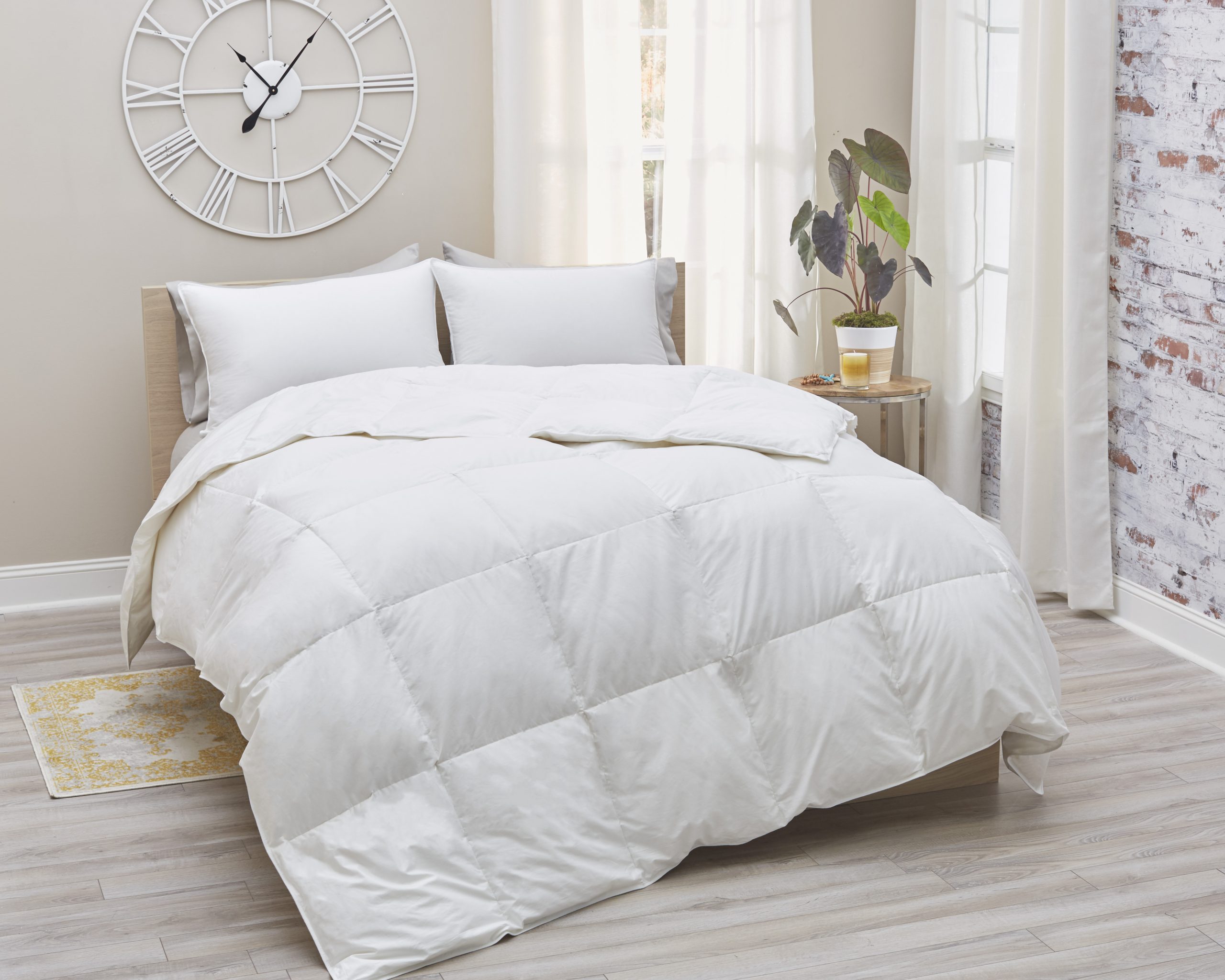 Ultra Luxury Down Comforter All Season Weight » BYRNE'S CRATE