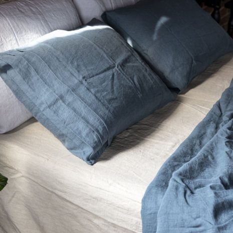 Deep Pool Blue Belgian Linen Sheets - Pure Linen Bundle