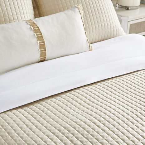 Superior Beige Colman Fashion Bedding Close Wide